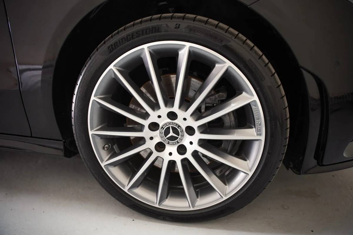 Mercedes-Benz CLA Mercedes-Benz CLA-Klasse 250 e Premium Plus AMG [ Nightpakket Stoelverwarming LED ]
