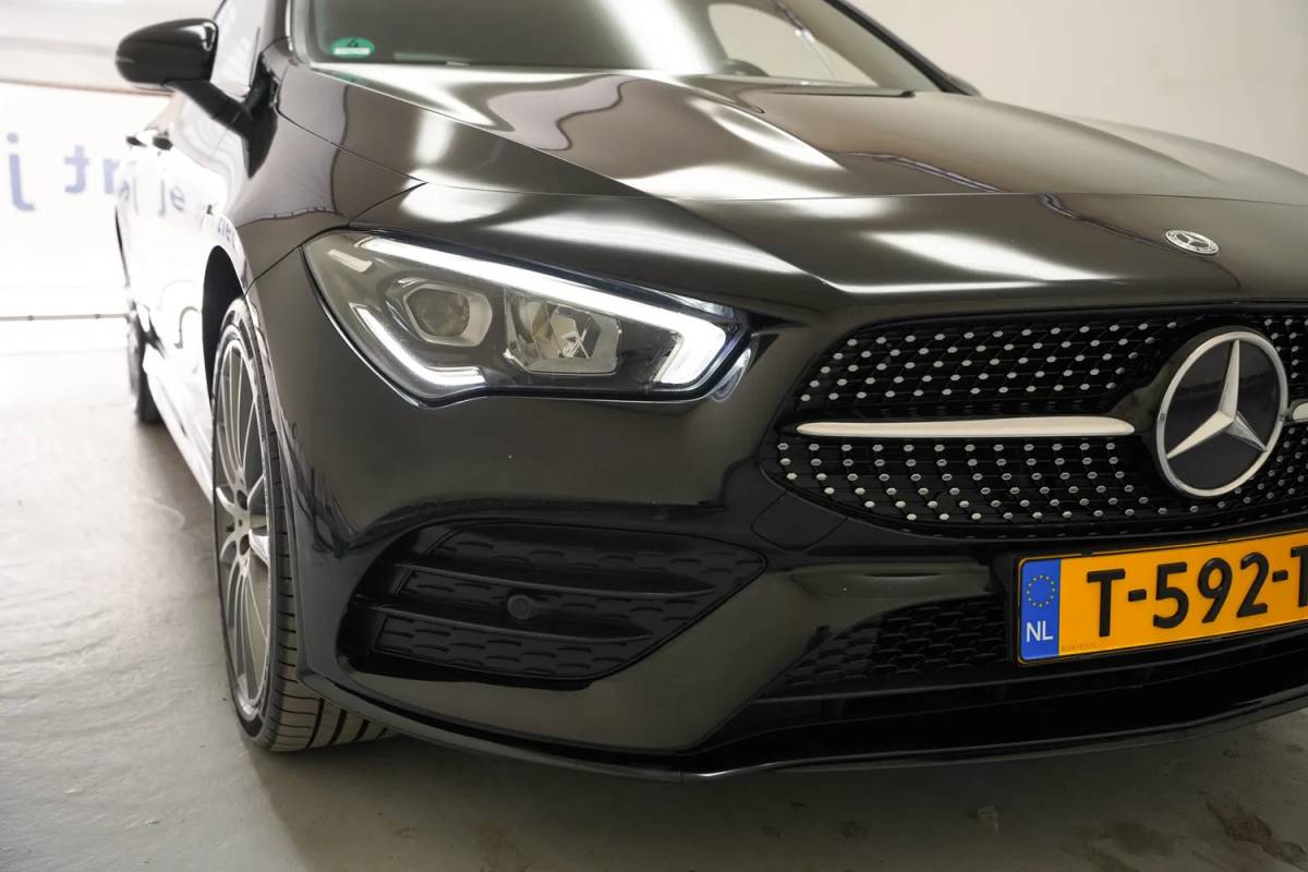 Mercedes-Benz CLA Mercedes-Benz CLA-Klasse 250 e Premium Plus AMG [ Nightpakket Stoelverwarming LED ]