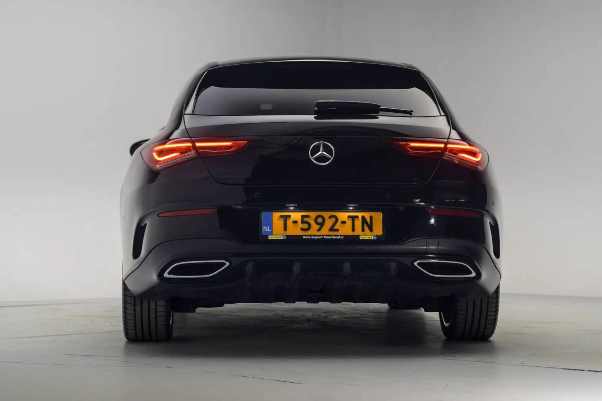 Mercedes-Benz CLA Mercedes-Benz CLA-Klasse 250 e Premium Plus AMG [ Nightpakket Stoelverwarming LED ]