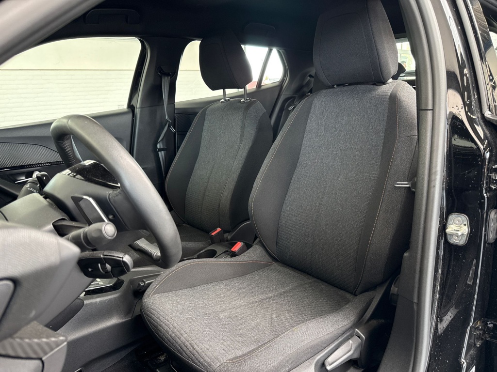 Peugeot 2008 Peugeot 2008 Hybrid 145 Style