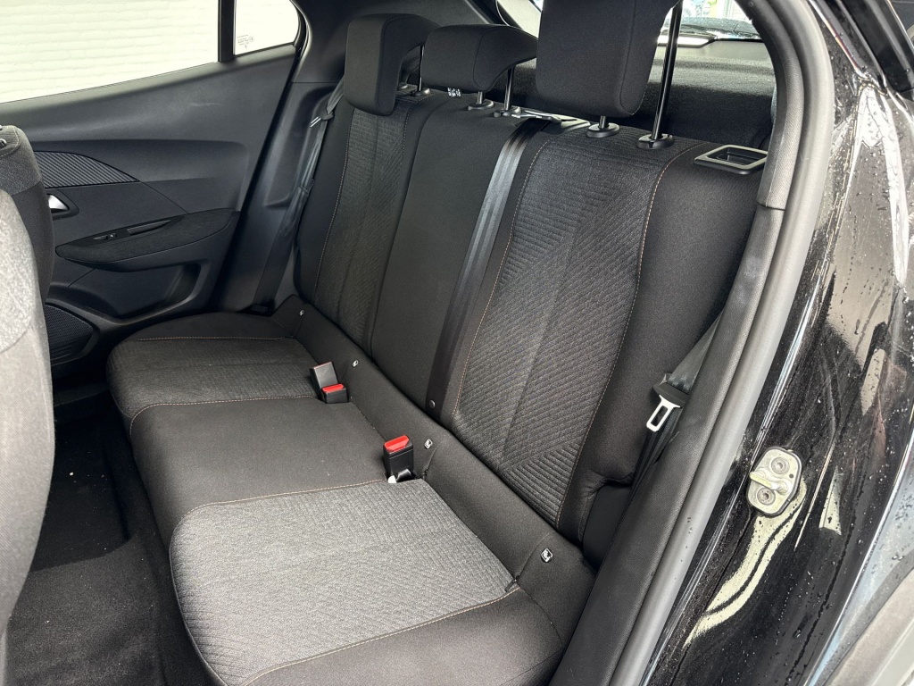 Peugeot 2008 Peugeot 2008 Hybrid 145 Style