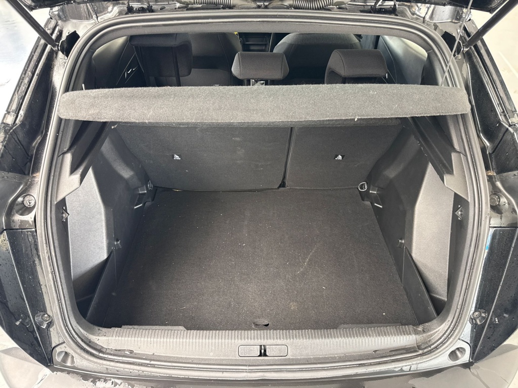 Peugeot 2008 Peugeot 2008 Hybrid 145 Style