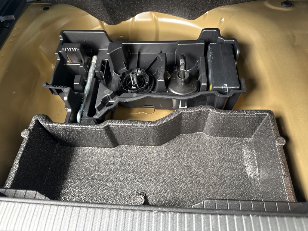 Peugeot 2008 Peugeot 2008 Hybrid 145 Style