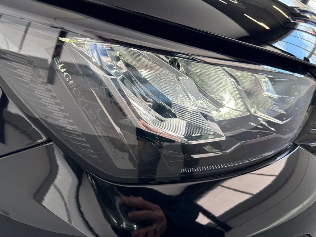 Peugeot 2008 Peugeot 2008 Hybrid 145 Style