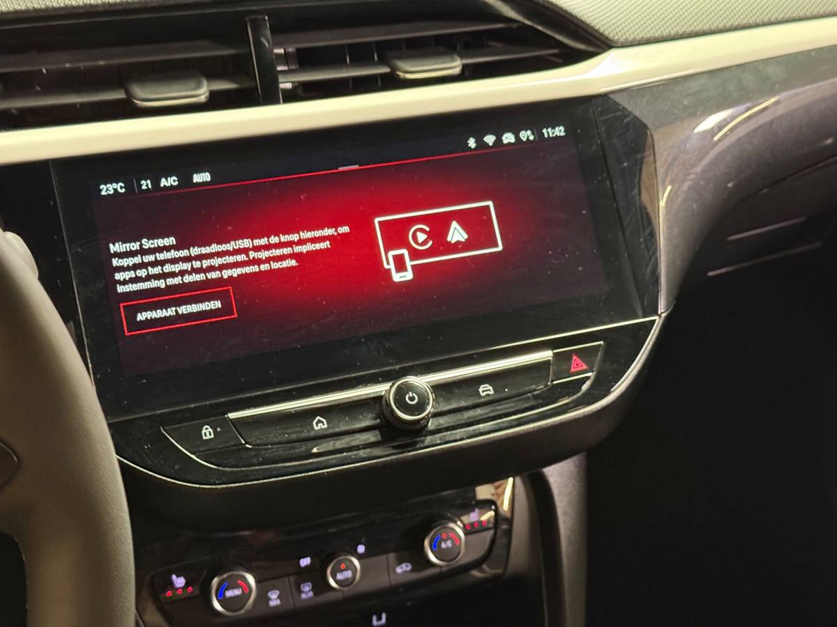 Opel Corsa Opel CORSA 1.2 GS Line | Led | Carplay | Airco | Stoelverwarming