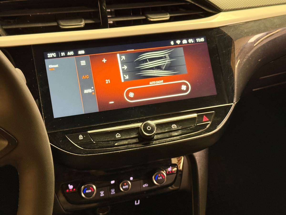 Opel Corsa Opel CORSA 1.2 GS Line | Led | Carplay | Airco | Stoelverwarming