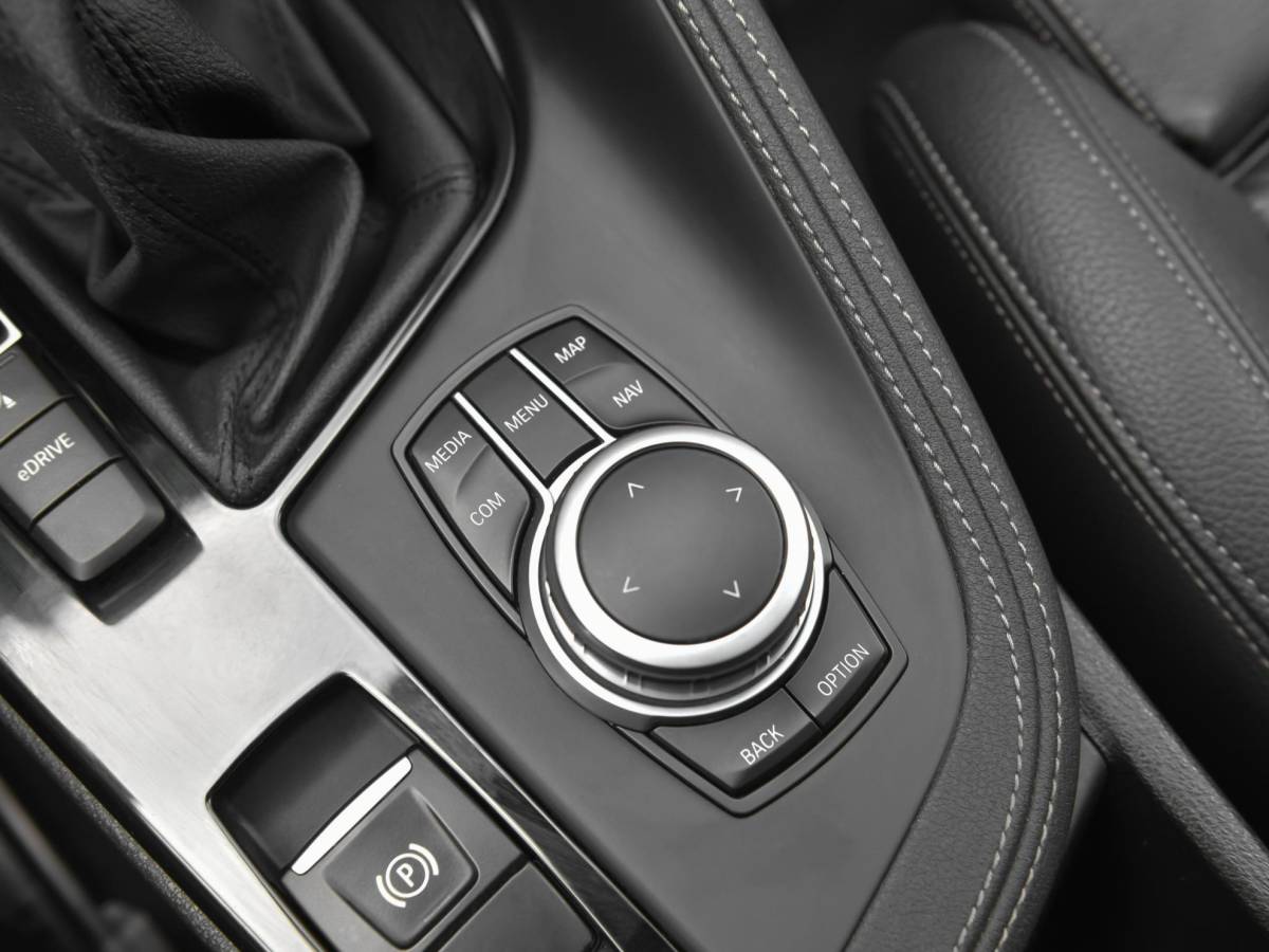 BMW X1 BMW X1 xDrive25e eDrive Edition SOH 91% M pakket Leer Pano Stoelverwarming 19 Inch Velgen