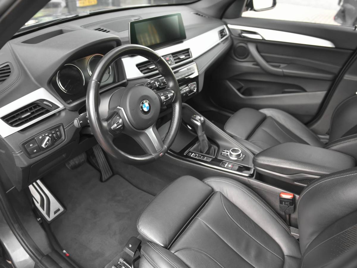 BMW X1 BMW X1 xDrive25e eDrive Edition SOH 91% M pakket Leer Pano Stoelverwarming 19 Inch Velgen