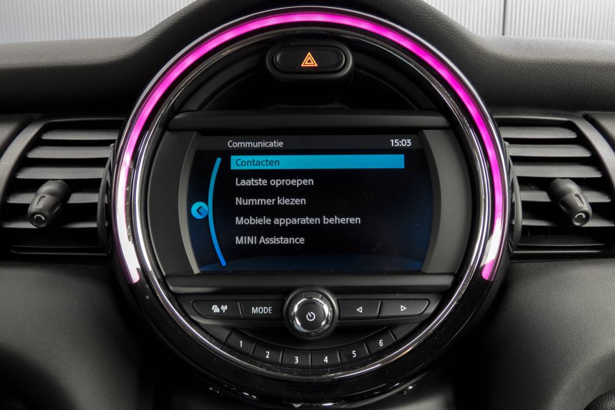 MINI 5-Deurs Mini 5-Deurs 1.5 One | Parkeersensoren | Airco | Bluetooth | Lichtmetalen velgen