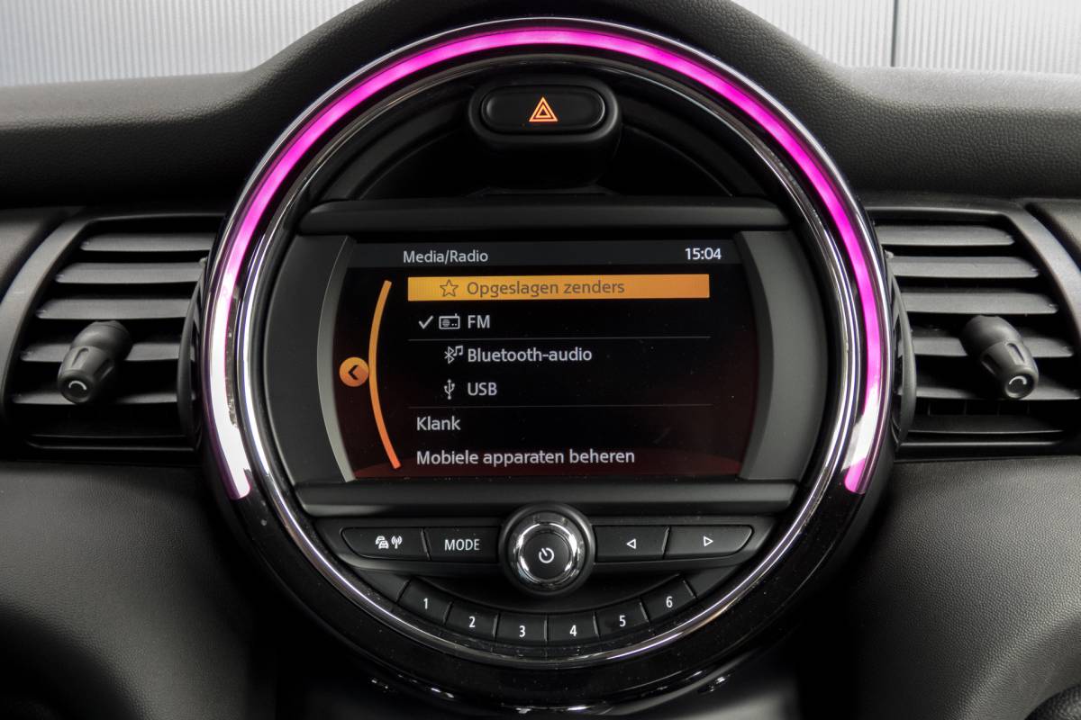 MINI 5-Deurs Mini 5-Deurs 1.5 One | Parkeersensoren | Airco | Bluetooth | Lichtmetalen velgen