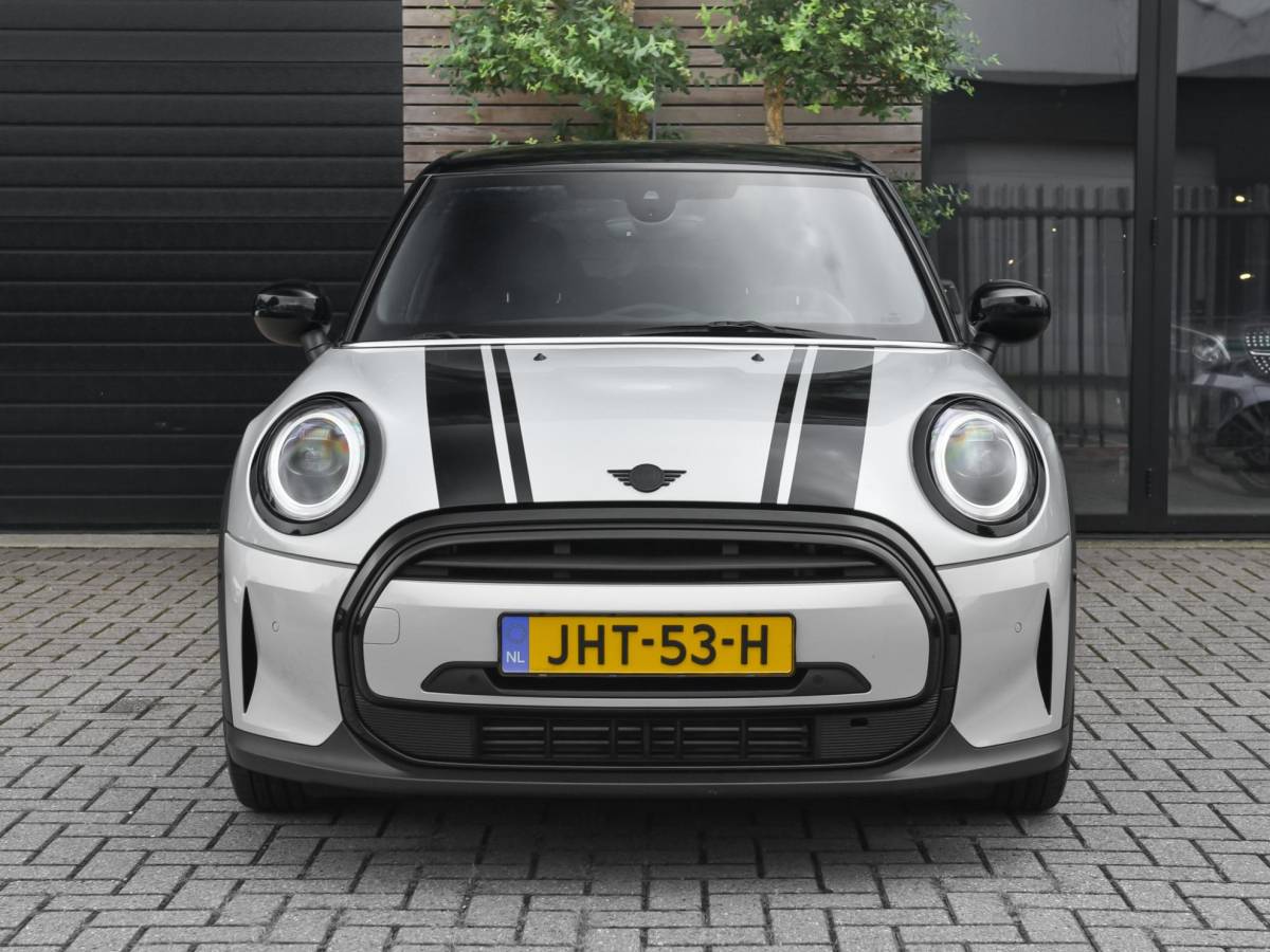 MINI 5-Deurs MINI 5-Deurs 1.5 Cooper Business Edition Leer Camera Led Navi Cruise
