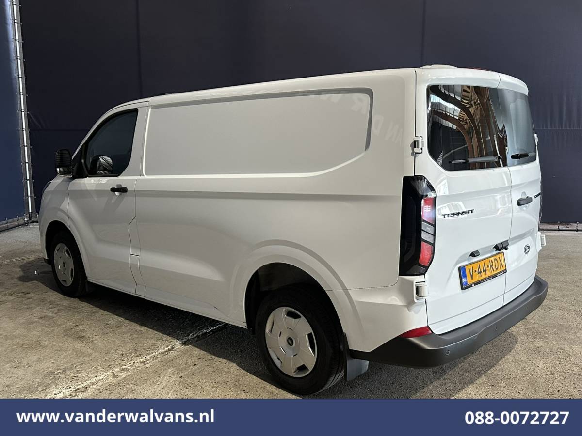 Ford Transit Custom Ford Transit Custom 2.0 TDCI 136pk L1H1 Euro6 Airco | Camera | LED | Apple Carplay | Cruisecontrol Android Auto, Verwarmde voorruit, Parkeersensoren, Bijrijdersbank