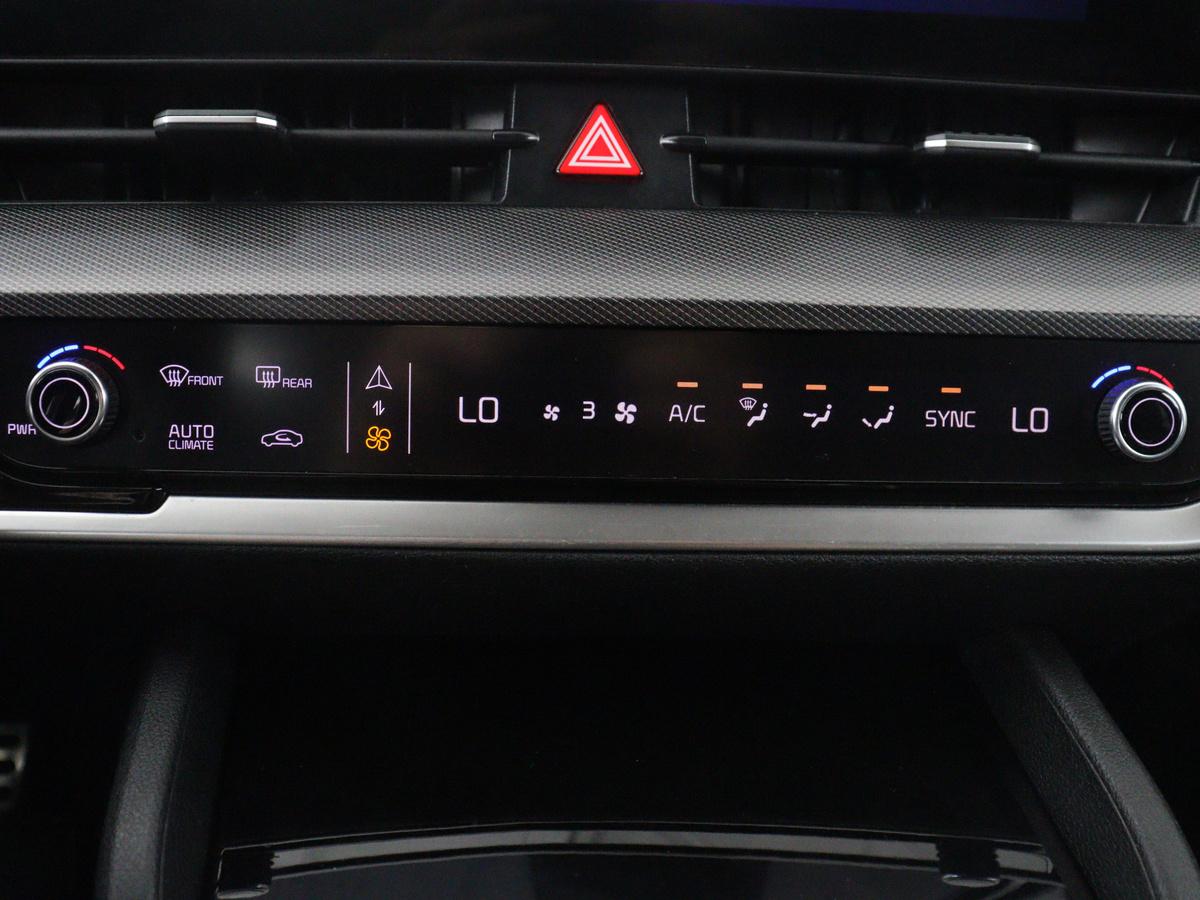 Kia Sportage Kia Sportage 1.6 T-GDi MHEV GT-Line Edition | Panoramadak | Leder | Stuur/stoel verwarming | Adaptive cruise | Dode hoek | Carplay | Camera | Park assist | Trekhaak | Achterbank verwarming