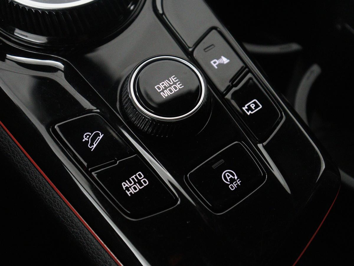 Kia Sportage Kia Sportage 1.6 T-GDi MHEV GT-Line Edition | Panoramadak | Leder | Stuur/stoel verwarming | Adaptive cruise | Dode hoek | Carplay | Camera | Park assist | Trekhaak | Achterbank verwarming