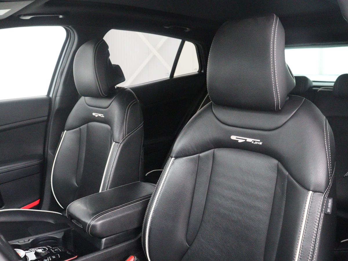 Kia Sportage Kia Sportage 1.6 T-GDi MHEV GT-Line Edition | Panoramadak | Leder | Stuur/stoel verwarming | Adaptive cruise | Dode hoek | Carplay | Camera | Park assist | Trekhaak | Achterbank verwarming