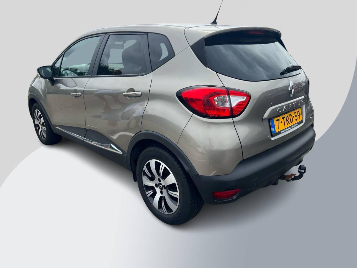 Renault Captur Renault Captur 1.2 TCe Expression 120pk Automaat | Trekhaak | Cruise control | Hoge instap | Airco | Navigatie