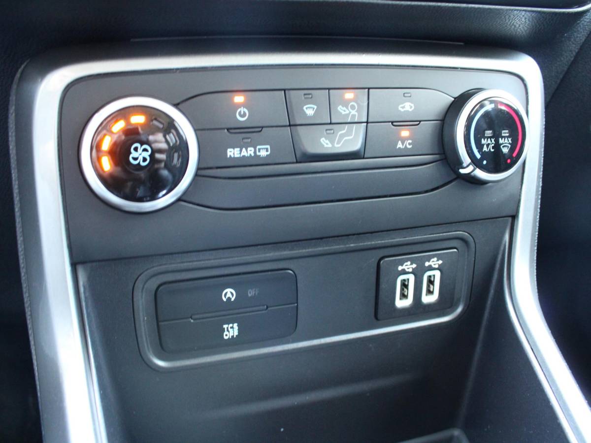 Ford EcoSport Ford EcoSport 1.0 EcoBoost Trend Ultimate | APPLE CARPLAY | ACHTERUITRIJCAMERA | CRUISE CONTROL |