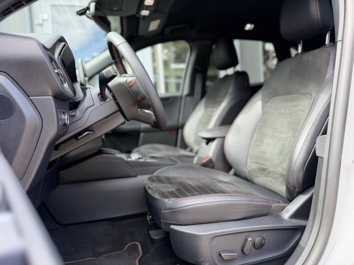 Ford Kuga Ford Kuga 2.5 PHEV Graphite Tech Edition |Black Pack|B&O|ACC|Winter|360Cam|HUD|Trekhaak