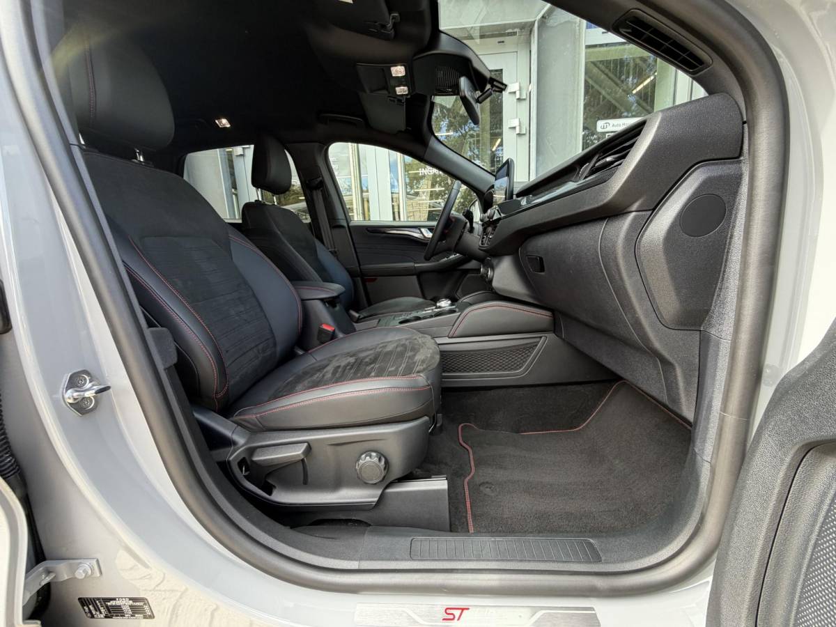 Ford Kuga Ford Kuga 2.5 PHEV Graphite Tech Edition |Black Pack|B&O|ACC|Winter|360Cam|HUD|Trekhaak