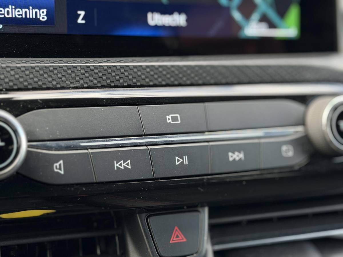 Ford Kuga Ford Kuga 2.5 PHEV Graphite Tech Edition |Black Pack|B&O|ACC|Winter|360Cam|HUD|Trekhaak