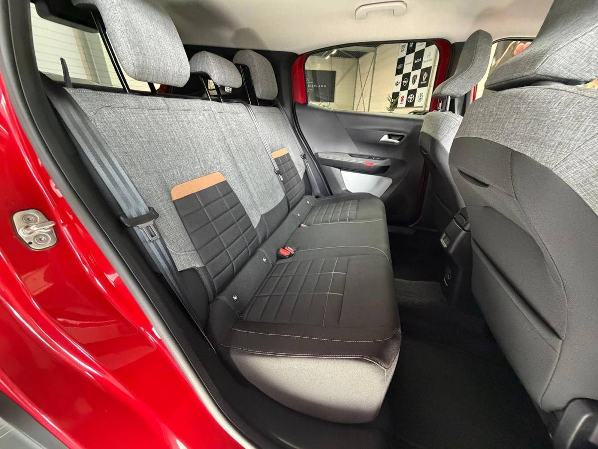 Citroën C3 Aircross Citroen C3 AIRCROSS 1.2 Hybrid 145pk Plus, 1 Jaar Bovag Garantie, Automaat, camera, Carplay