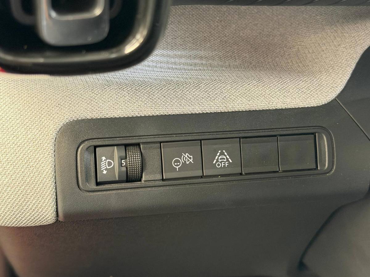 Citroën C3 Aircross Citroen C3 AIRCROSS 1.2 Hybrid 145pk Plus, 1 Jaar Bovag Garantie, Automaat, camera, Carplay
