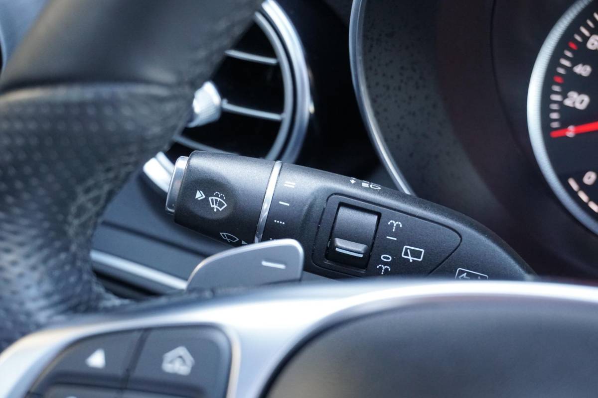 Mercedes-Benz C-Klasse Mercedes-Benz C-klasse Estate 180 Business Solution AMG + CAMERA / PANO / DODEHOEK / NAVI / LEDER