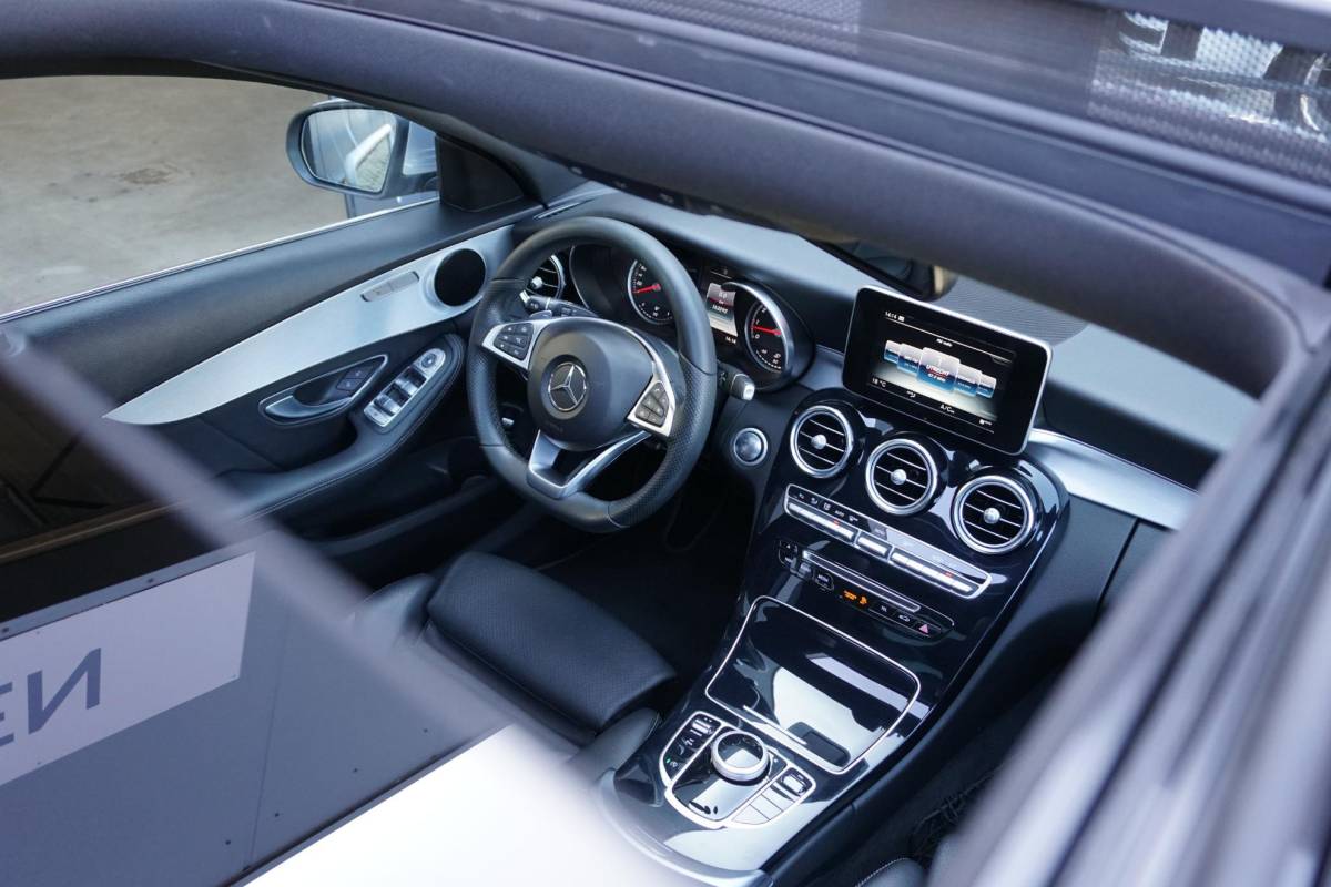 Mercedes-Benz C-Klasse Mercedes-Benz C-klasse Estate 180 Business Solution AMG + CAMERA / PANO / DODEHOEK / NAVI / LEDER