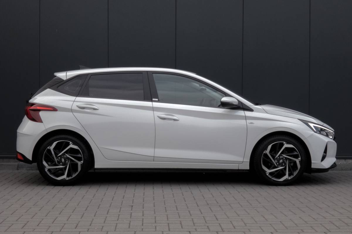 Hyundai i20 Hyundai I20 1.0 T-GDI N Line | BOSE | Stuur-& Stoelverwarming | Camera | Apple Carplay | Parkeersensoren