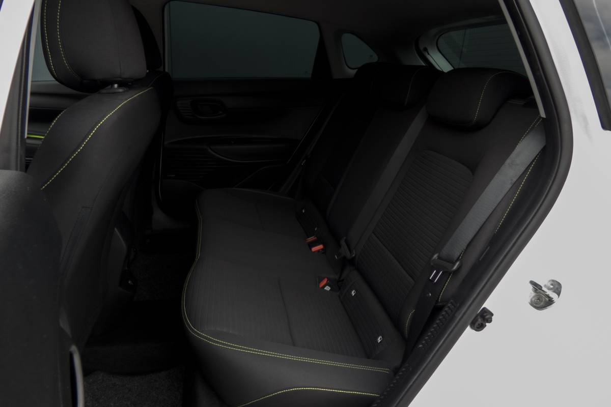 Hyundai i20 Hyundai I20 1.0 T-GDI N Line | BOSE | Stuur-& Stoelverwarming | Camera | Apple Carplay | Parkeersensoren