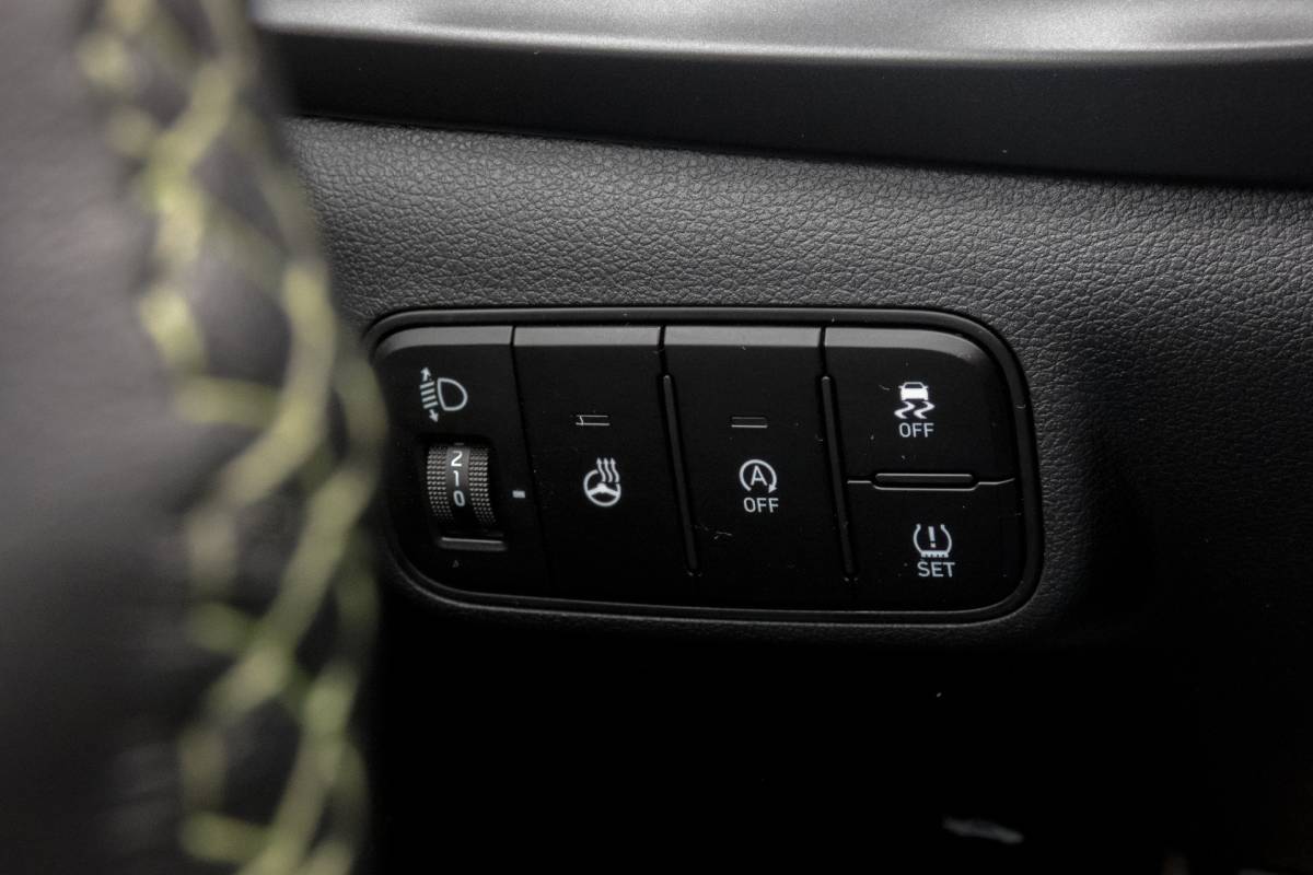 Hyundai i20 Hyundai I20 1.0 T-GDI N Line | BOSE | Stuur-& Stoelverwarming | Camera | Apple Carplay | Parkeersensoren
