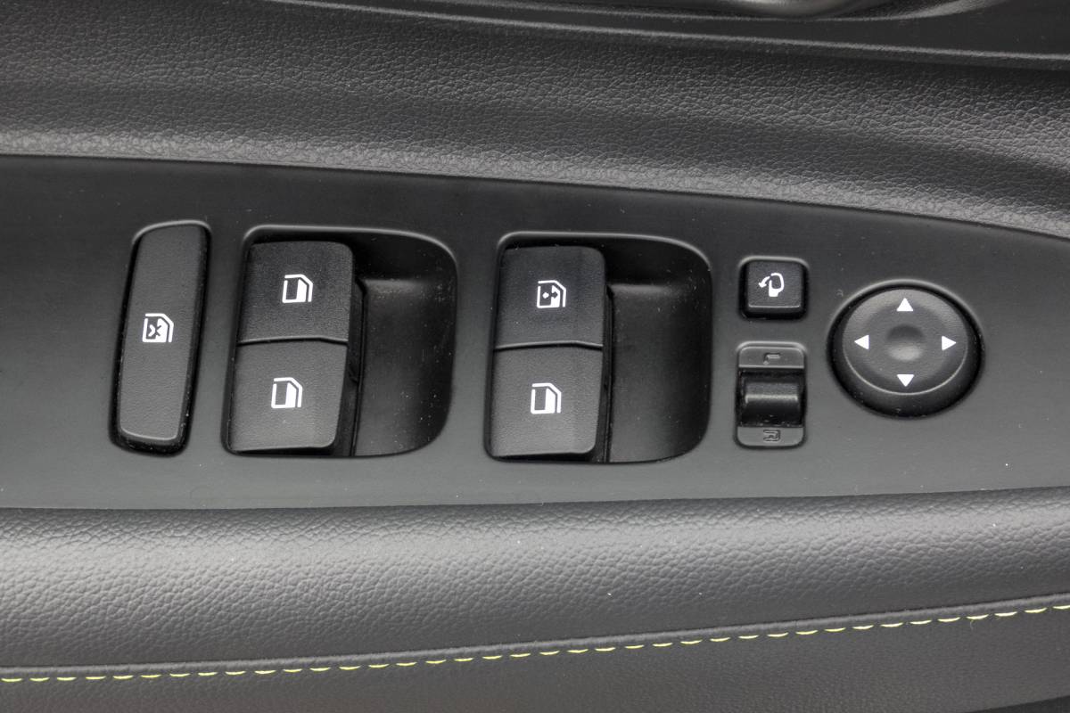 Hyundai i20 Hyundai I20 1.0 T-GDI N Line | BOSE | Stuur-& Stoelverwarming | Camera | Apple Carplay | Parkeersensoren