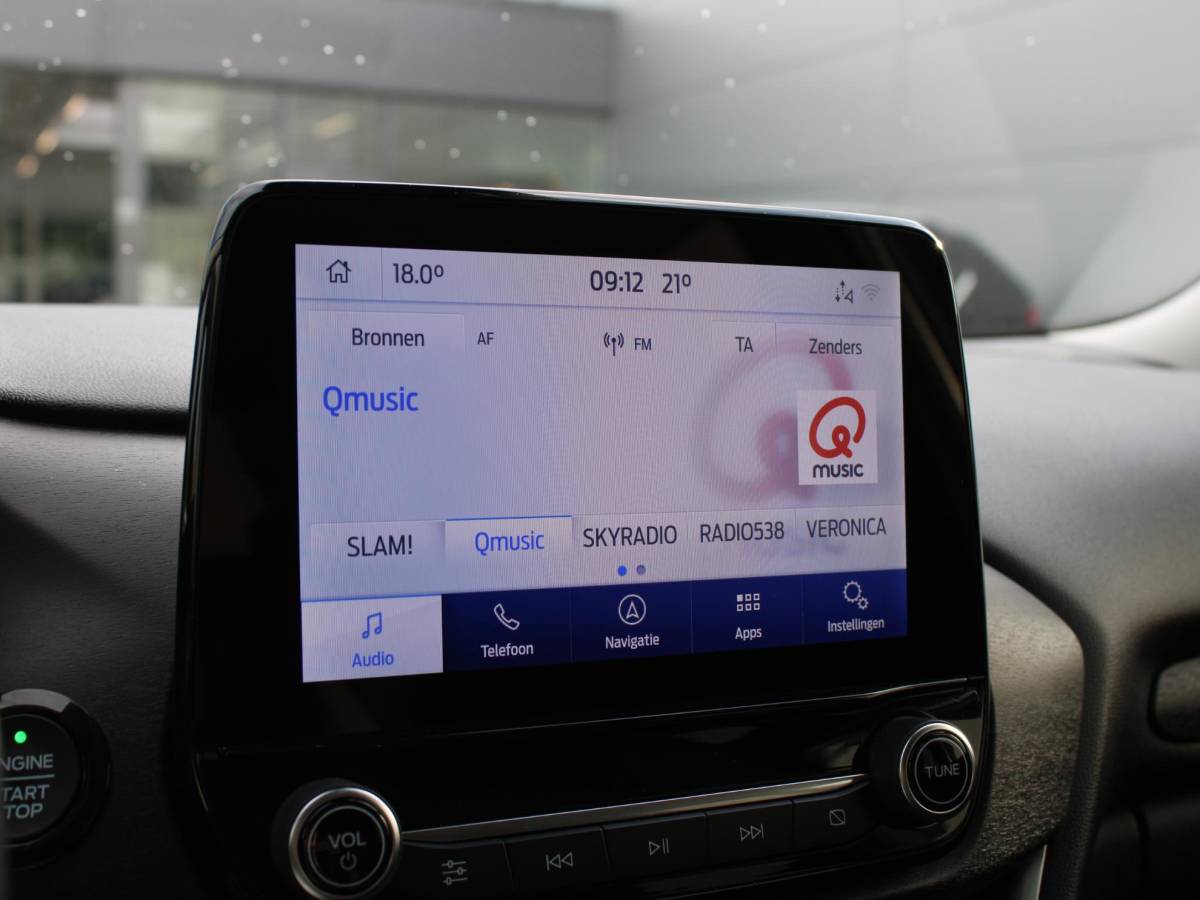 Ford Puma Ford Puma 1.0 EcoBoost Hybrid Titanium X | TREKHAAK | APPLE CARPLAY | KEYLESS ENTRY |