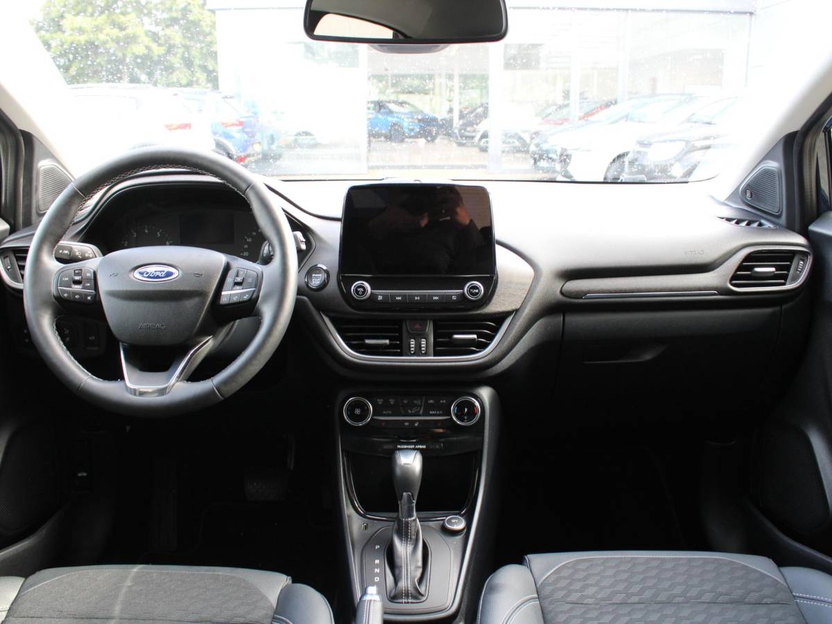 Ford Puma Ford Puma 1.0 EcoBoost Hybrid Titanium X | TREKHAAK | APPLE CARPLAY | KEYLESS ENTRY |