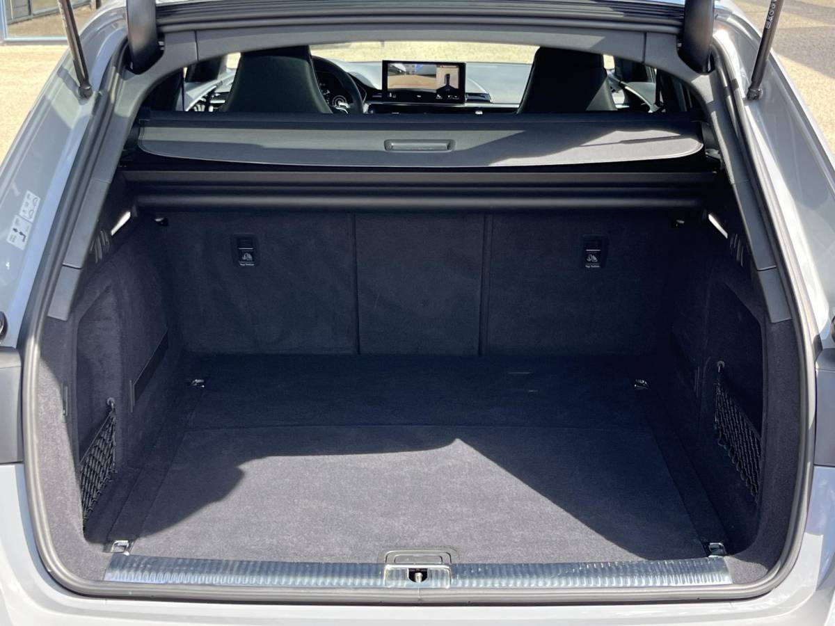 Audi RS4 Audi RS4 Avant 2.9 TFSI RS 4 quattro | NL Auto/Voll.Historie/Pano.Dak/Head-Up/Bang&Olufsen/Navi/Sportdiffertentieel/Elektr.Wegklapbare Trekhaak