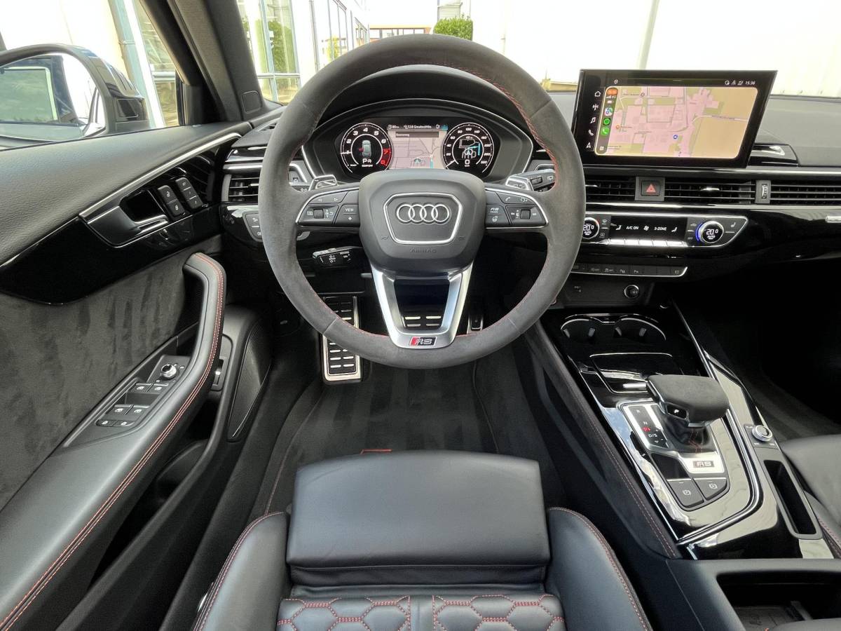 Audi RS4 Audi RS4 Avant 2.9 TFSI RS 4 quattro | NL Auto/Voll.Historie/Pano.Dak/Head-Up/Bang&Olufsen/Navi/Sportdiffertentieel/Elektr.Wegklapbare Trekhaak