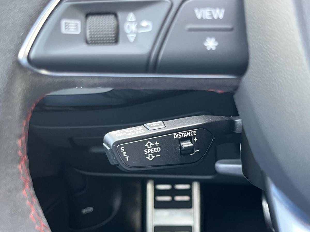Audi RS4 Audi RS4 Avant 2.9 TFSI RS 4 quattro | NL Auto/Voll.Historie/Pano.Dak/Head-Up/Bang&Olufsen/Navi/Sportdiffertentieel/Elektr.Wegklapbare Trekhaak