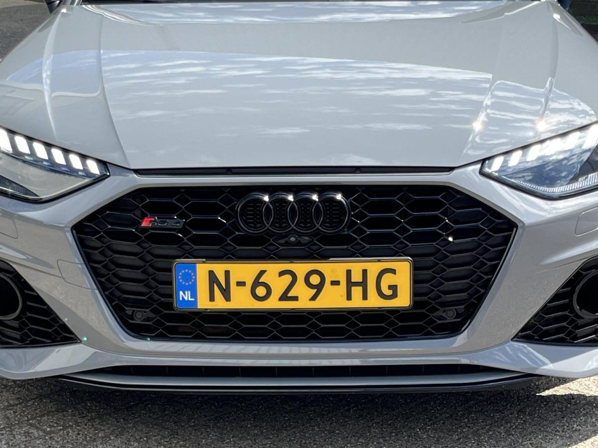 Audi RS4 Audi RS4 Avant 2.9 TFSI RS 4 quattro | NL Auto/Voll.Historie/Pano.Dak/Head-Up/Bang&Olufsen/Navi/Sportdiffertentieel/Elektr.Wegklapbare Trekhaak