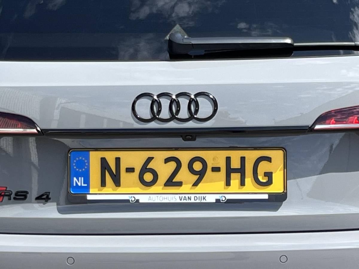 Audi RS4 Audi RS4 Avant 2.9 TFSI RS 4 quattro | NL Auto/Voll.Historie/Pano.Dak/Head-Up/Bang&Olufsen/Navi/Sportdiffertentieel/Elektr.Wegklapbare Trekhaak