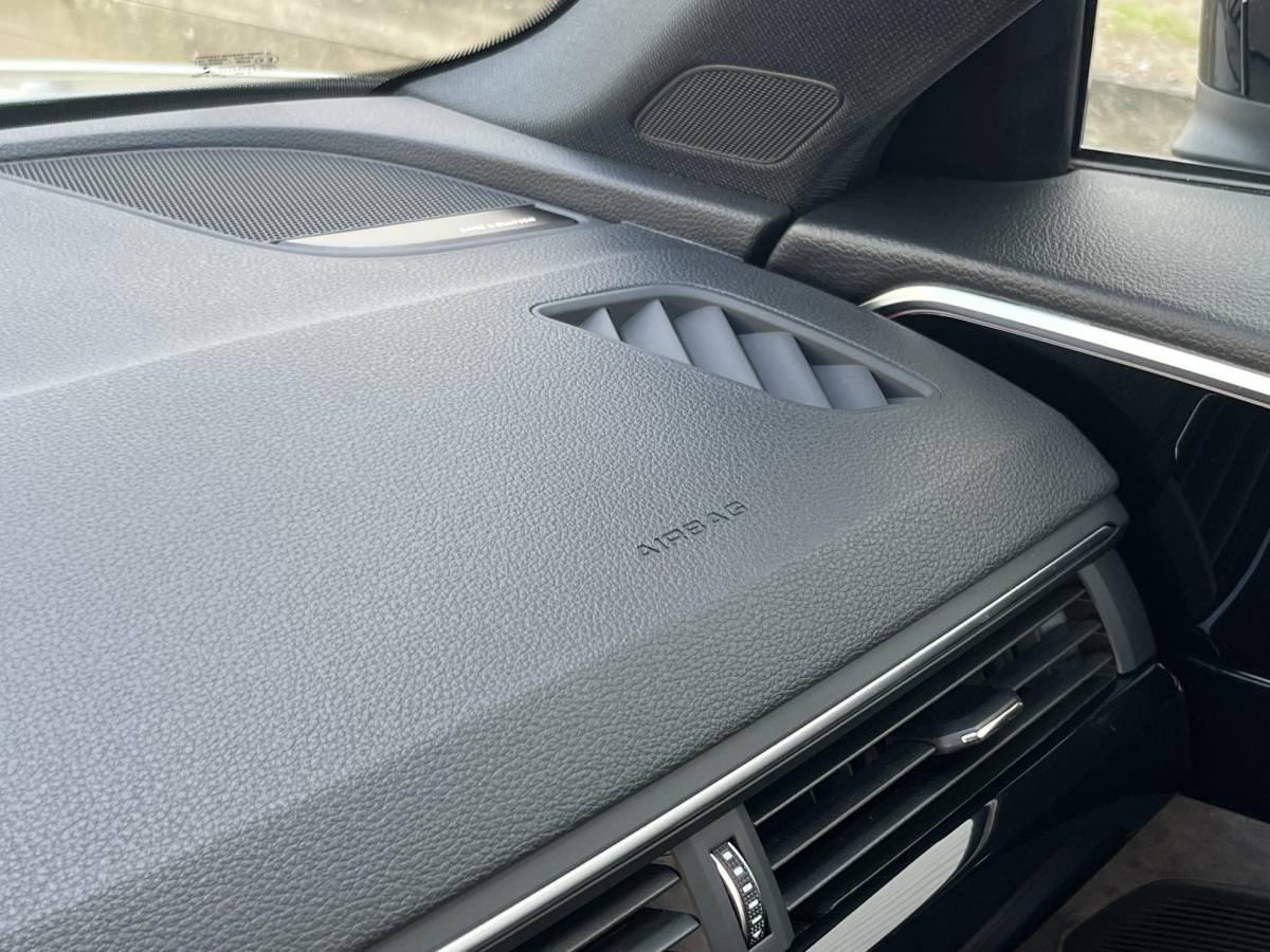 Audi RS4 Audi RS4 Avant 2.9 TFSI RS 4 quattro | NL Auto/Voll.Historie/Pano.Dak/Head-Up/Bang&Olufsen/Navi/Sportdiffertentieel/Elektr.Wegklapbare Trekhaak