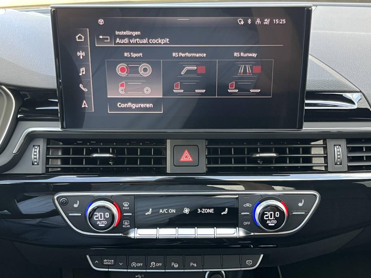 Audi RS4 Audi RS4 Avant 2.9 TFSI RS 4 quattro | NL Auto/Voll.Historie/Pano.Dak/Head-Up/Bang&Olufsen/Navi/Sportdiffertentieel/Elektr.Wegklapbare Trekhaak
