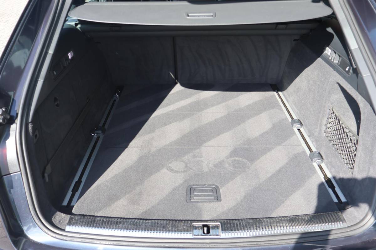 Audi A6 Audi A6 1.8 TFSI Avant S-Line 190pk I Navigatie I Climate | Cruise | LED | Parkeersensoren |