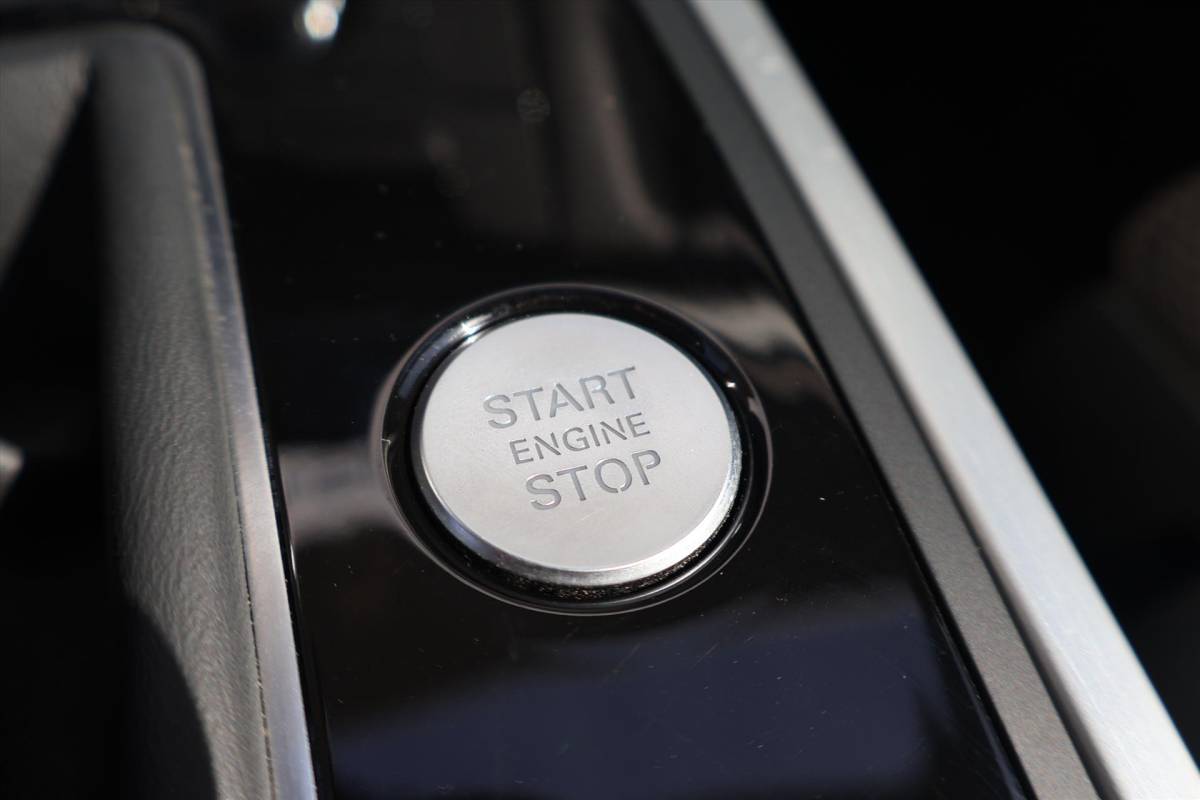 Audi A6 Audi A6 1.8 TFSI Avant S-Line 190pk I Navigatie I Climate | Cruise | LED | Parkeersensoren |