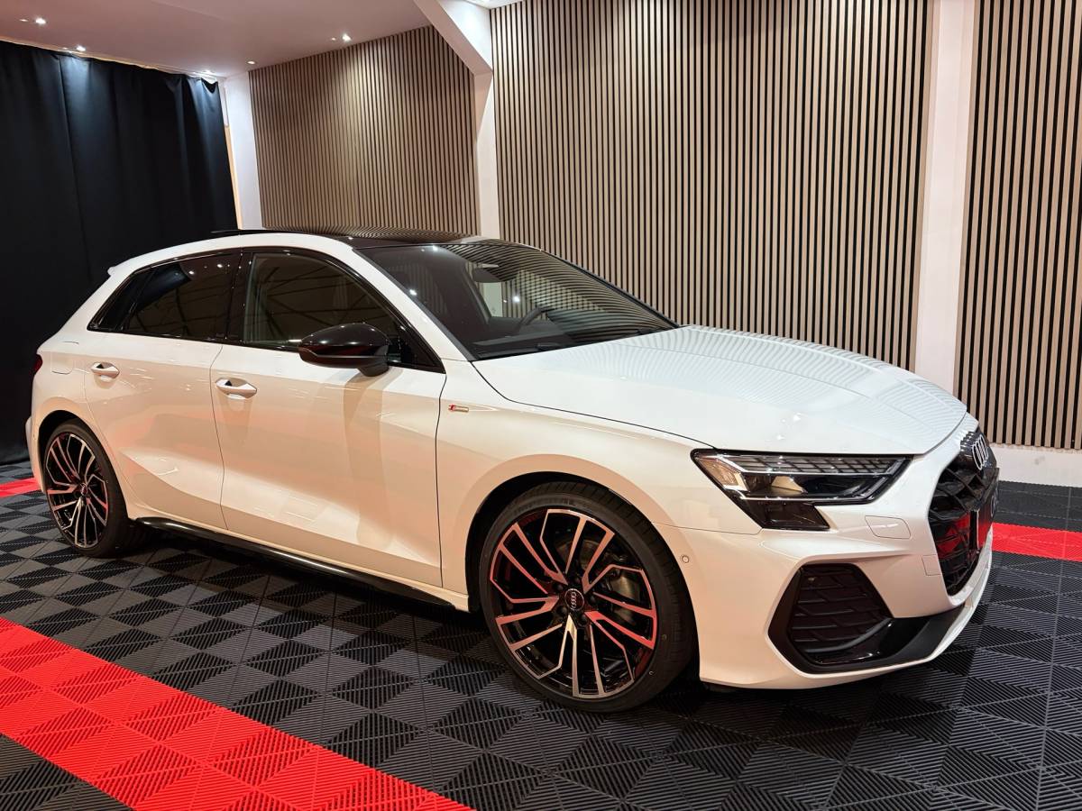 Audi A3 Audi A3 Sportback 35 TFSI S edition 3xS-line Pano Camera Face-lift Virtual Matrix Led