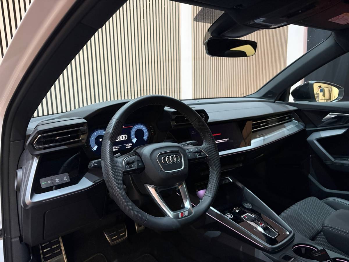 Audi A3 Audi A3 Sportback 35 TFSI S edition 3xS-line Pano Camera Face-lift Virtual Matrix Led