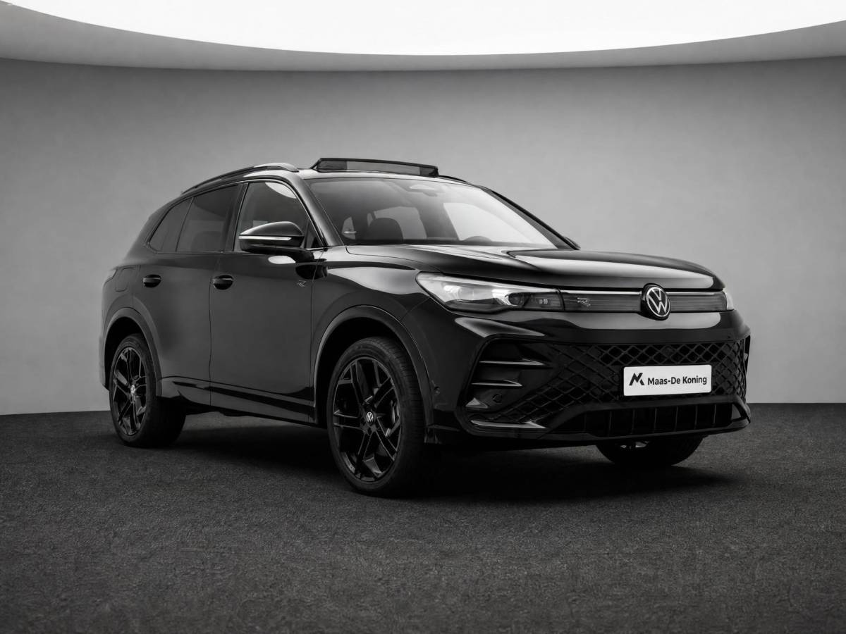 Volkswagen Tiguan Volkswagen Tiguan 1.5 eHybrid 272pk DSG R-Line Business · Trekhaak · Panoramadak · Dodehoeksensoren · Apple/Android Car Play · Camera · Garantie t/m 23-08-2028 of 100.000km