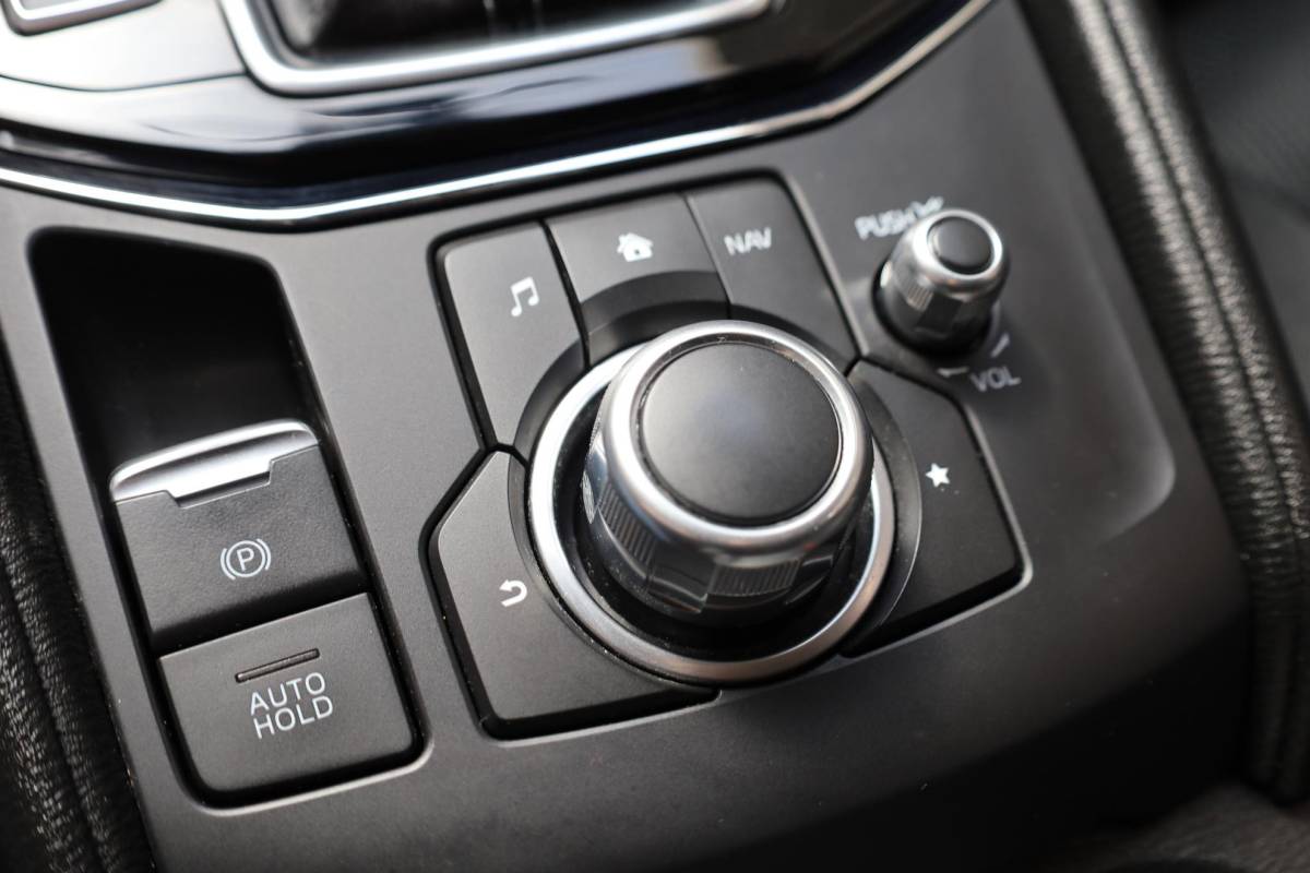 Mazda CX-5 Mazda CX-5 2.0 SkyActiv-G 165 GT-M 4WD 360-CAMERA HUD TREKHAAK-AFN ALL-SEASONS STUUR+STOELVERWARMING NAVI CRUISE 2xPDC ENZ!