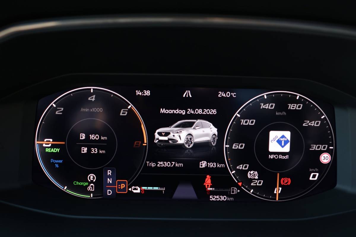 CUPRA Formentor Cupra Formentor 1.4 e-Hybrid SOH 99% VZ Panoramadak 360° Camera Volleer Memory-stoel