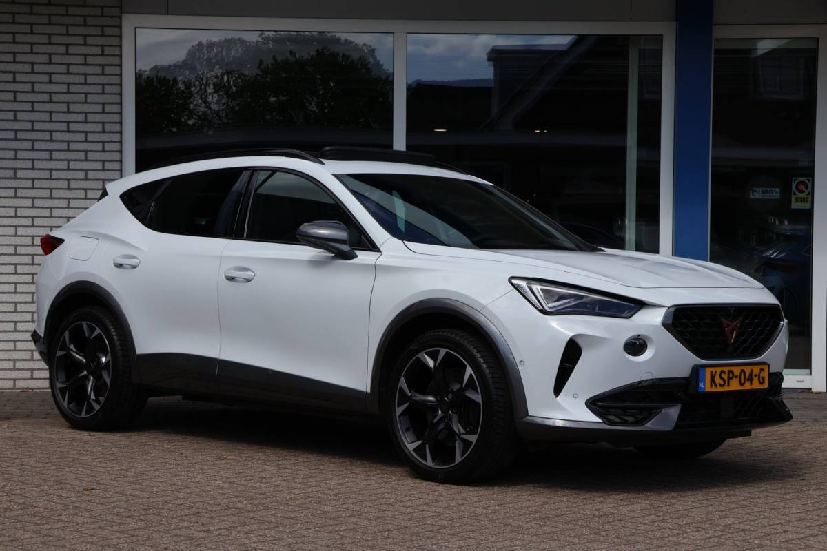 CUPRA Formentor Cupra Formentor 1.4 e-Hybrid SOH 99% VZ Panoramadak 360° Camera Volleer Memory-stoel