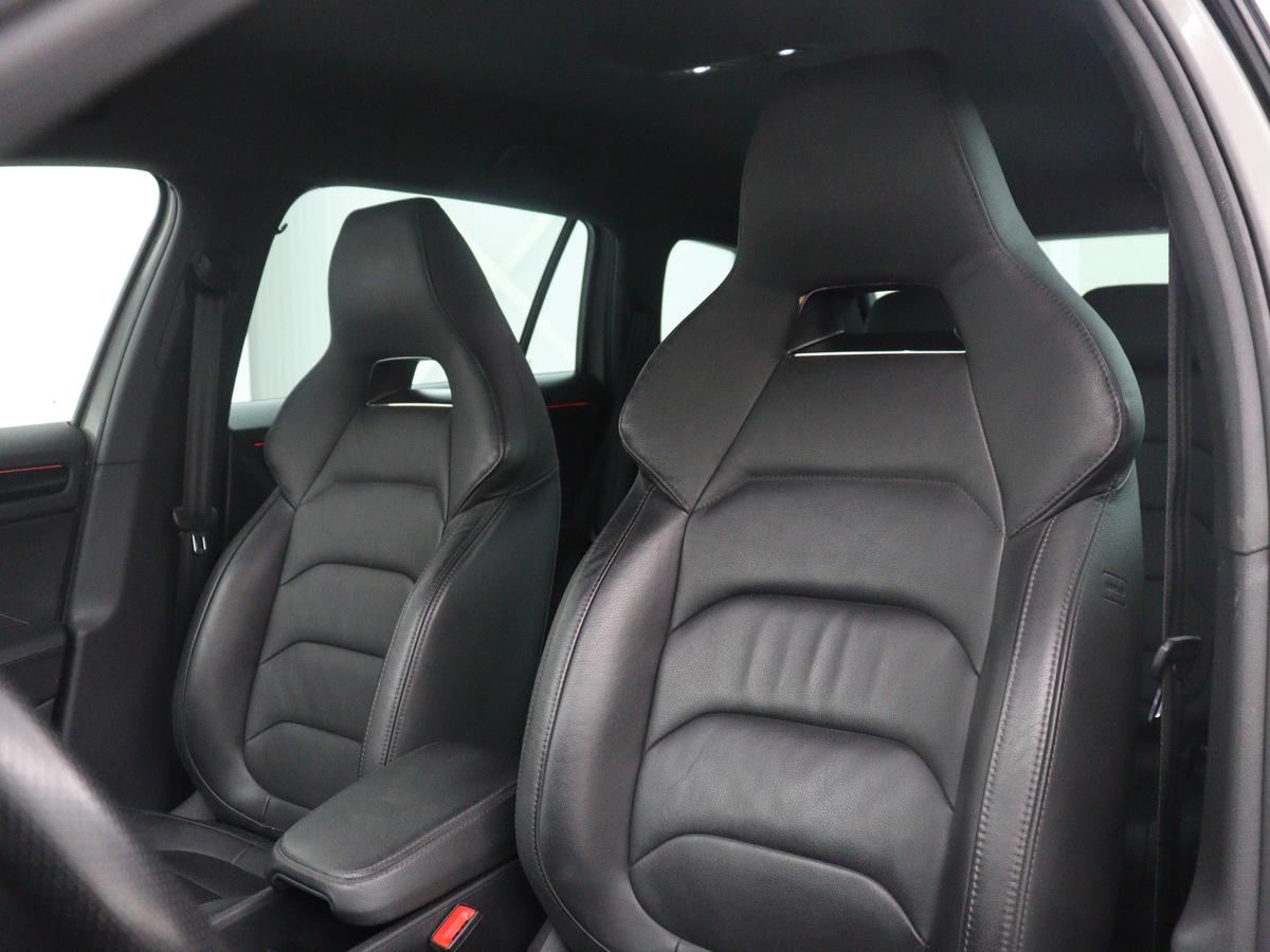 Škoda Kodiaq Skoda Kodiaq 1.5 TSI Sportline Business | Leder | Memory | Adaptive cruise |  Stoelverwarming | Camera | Park assist | Sfeerverlichting | Bluetooth | Navigatie | Elektrische achterklep | Trekhaak